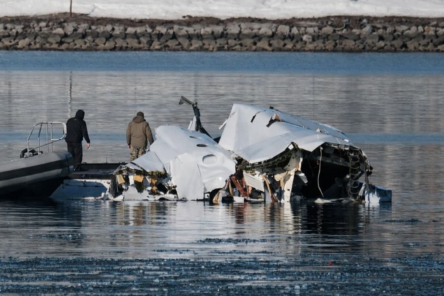 American Airlines Flight 5342 crash site near Ronald Reagan Washington