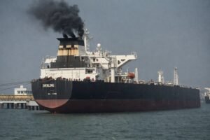 Oil tankers unable to transit Strait of Hormuz as Iran maintains blockade beyond Trump April 6 deadline expiration in Iran war week 6