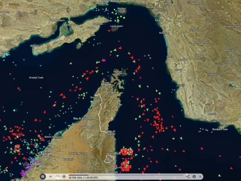 Map showing Strait of Hormuz still closed to commercial shipping while US-Iran peace framework talks continue through Pakistani and Qatari intermediaries May 2026