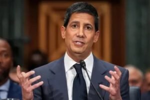 Federal Reserve building Washington DC representing Chair Kevin Warsh facing June 16-17 FOMC meeting with 4.2% inflation Brent crude at $94 and Iran war escalation removing all rate cut options through summer 2026