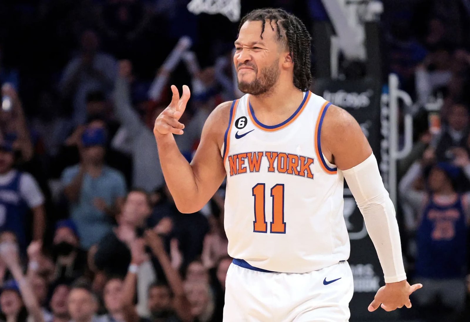 Jalen Brunson celebrating with teammates after his missed three-pointer was tipped in by Anunoby to complete the Knicks 29-point comeback win in Game 4 of the 2026 NBA Finals at MSG